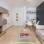 Bhost - La Catedral Apartment Córdoba