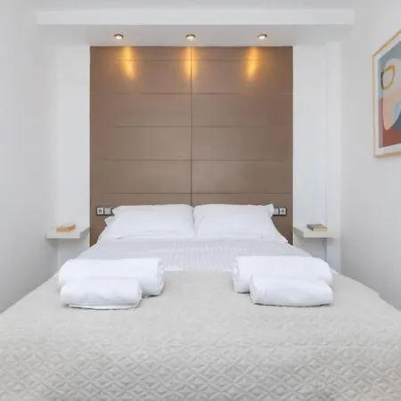 Bhost - La Catedral Apartamento